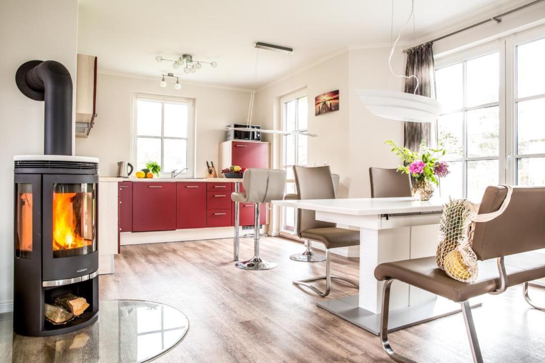 Haus Rose, Luxus-Ferienhaus In Fuhlendorf Fur 4 Personen Exterior photo